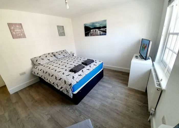 Chelmsford Town Centre New Modern Apartments